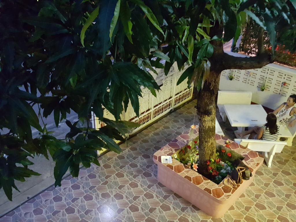 Emmanuel Guesthouse Prachuap Khiri Khan Extérieur photo
