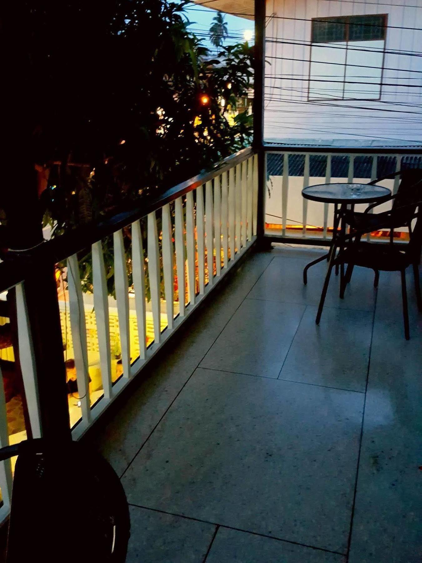 Emmanuel Guesthouse Prachuap Khiri Khan Extérieur photo