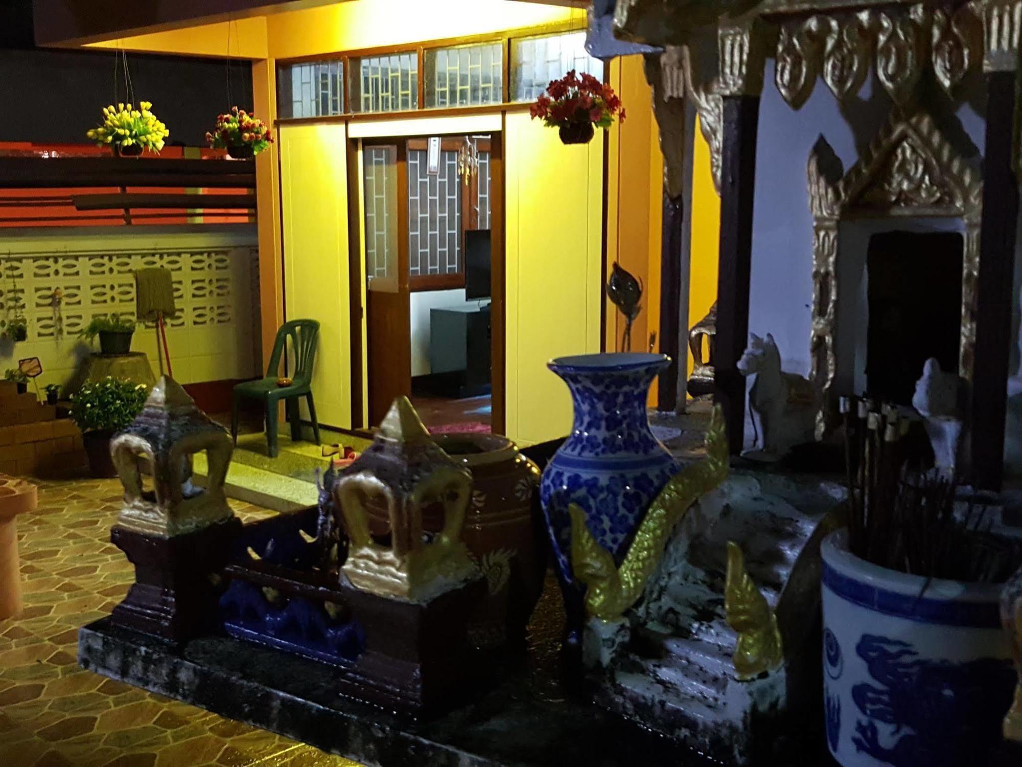 Emmanuel Guesthouse Prachuap Khiri Khan Extérieur photo