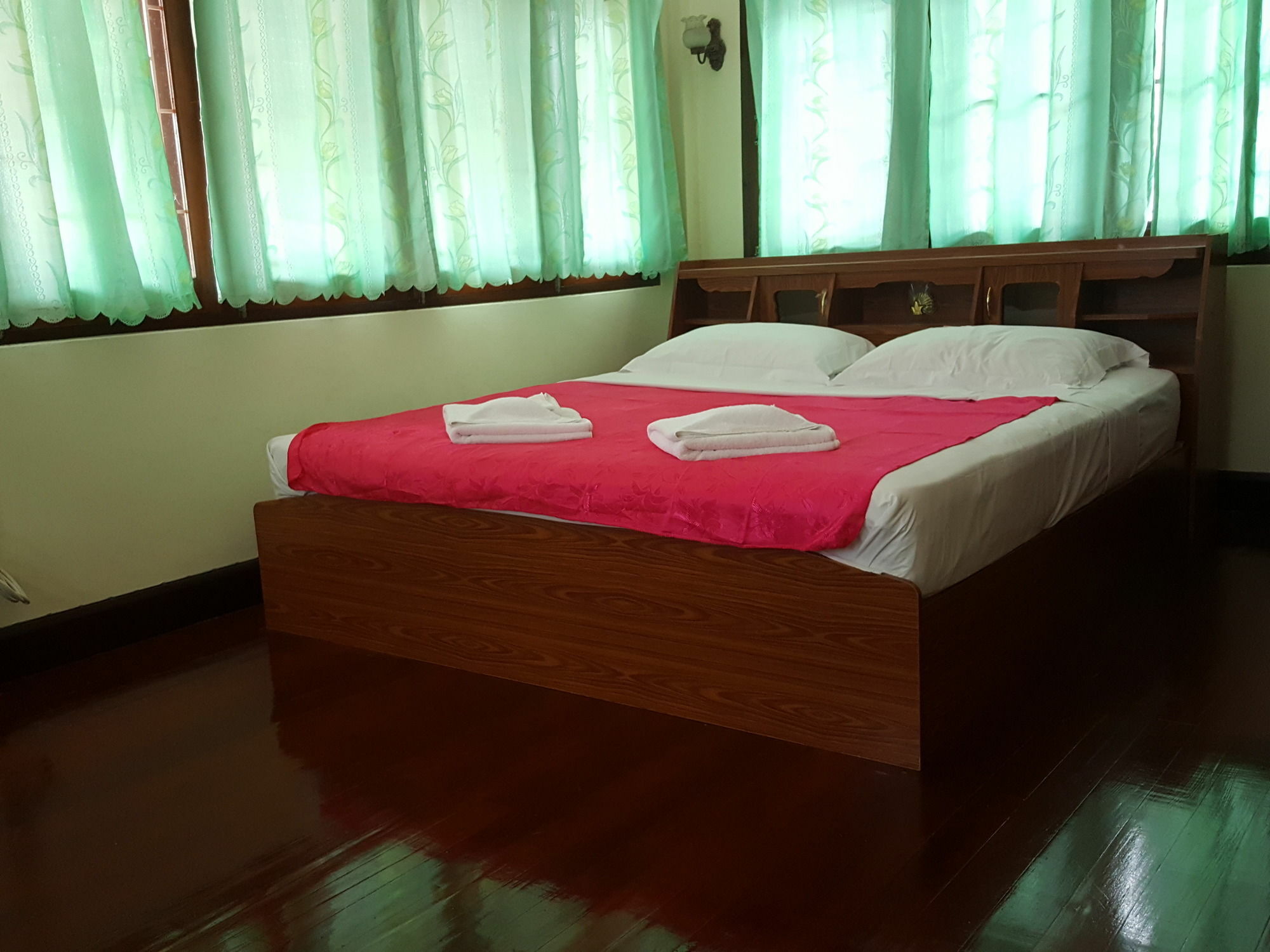 Emmanuel Guesthouse Prachuap Khiri Khan Extérieur photo